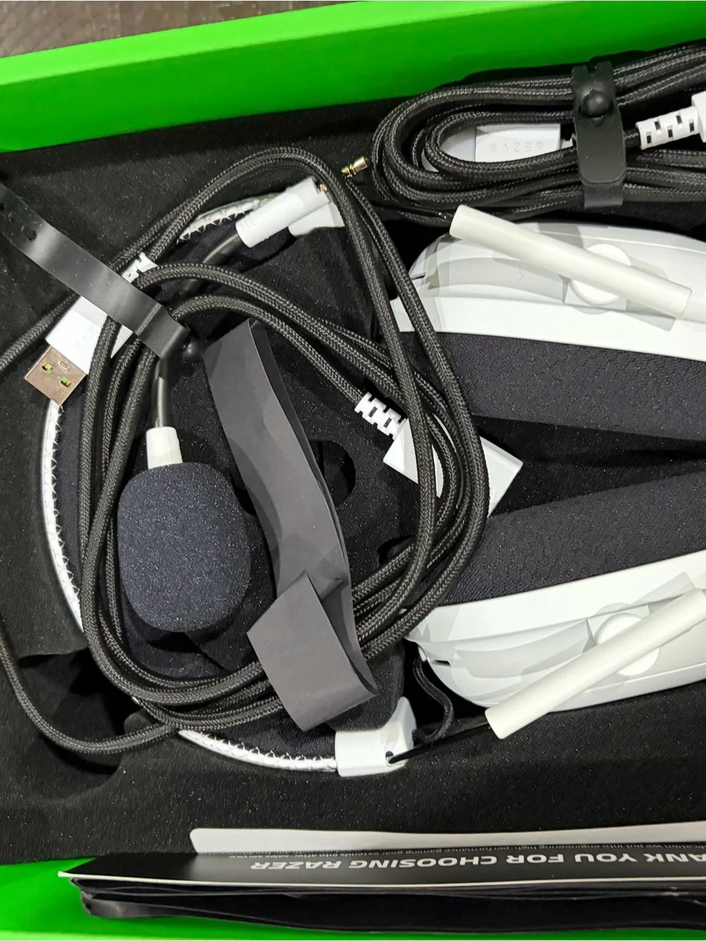 Razer BlackShark V2 Pro Wireless Gaming Headset - White
